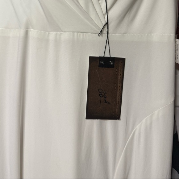 Mac Duggal White Evening Gown NWT - Picture 3 of 9